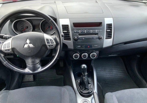 Mitsubishi Outlander cena 24500 przebieg: 256000, rok produkcji 2010 z Białystok małe 67